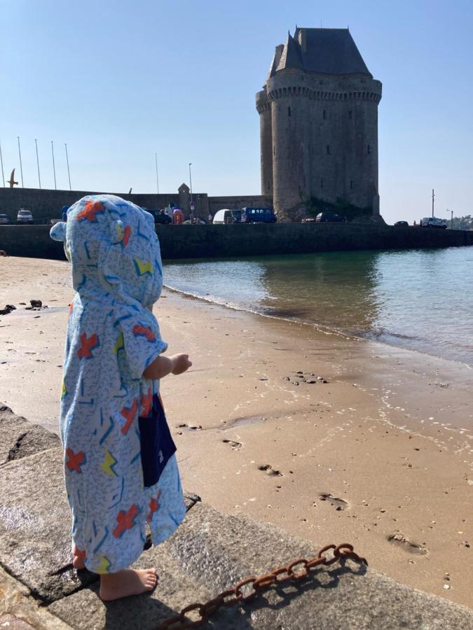 « Kraou Kezeg » A 50M De La Mer - 2/4 Pers. سان مالو المظهر الخارجي الصورة